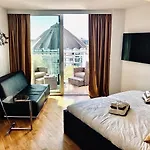 Prywatny Apartament z widokiem na morze Seaside Park Kołobrzeg